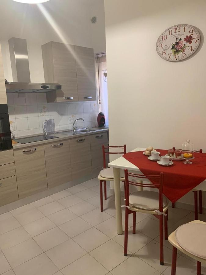 Laura'S House Apartment กาญารี ภายนอก รูปภาพ